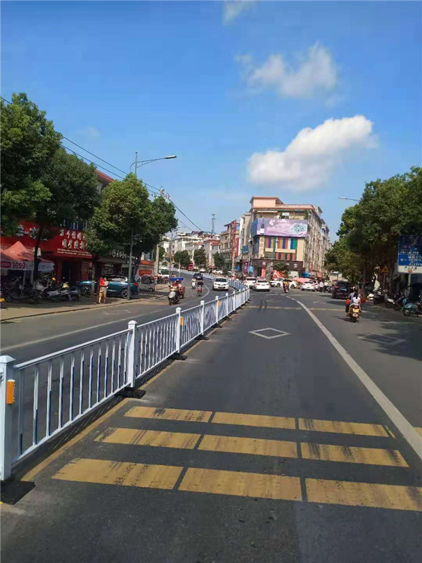 城市護(hù)欄